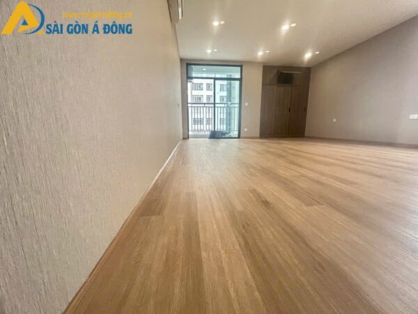 Giấy dán tường màu nâu nhyễn cho căn hộ
