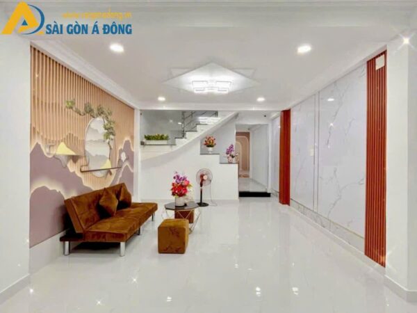 Tranh dán tường phối tấm ốp nhựa PVC
