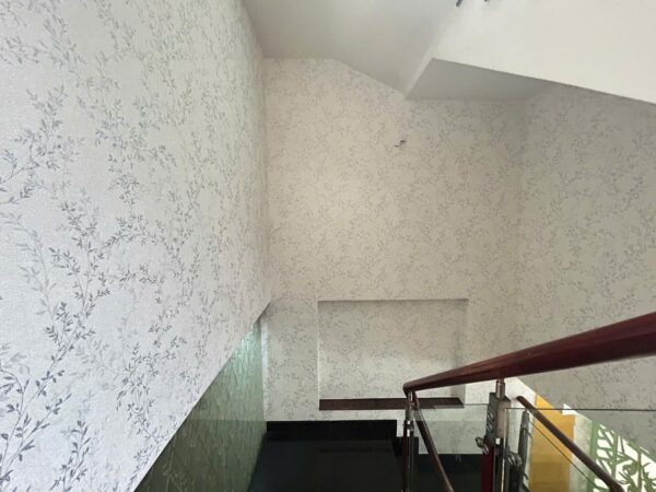 Giấy dán tường cầu thang